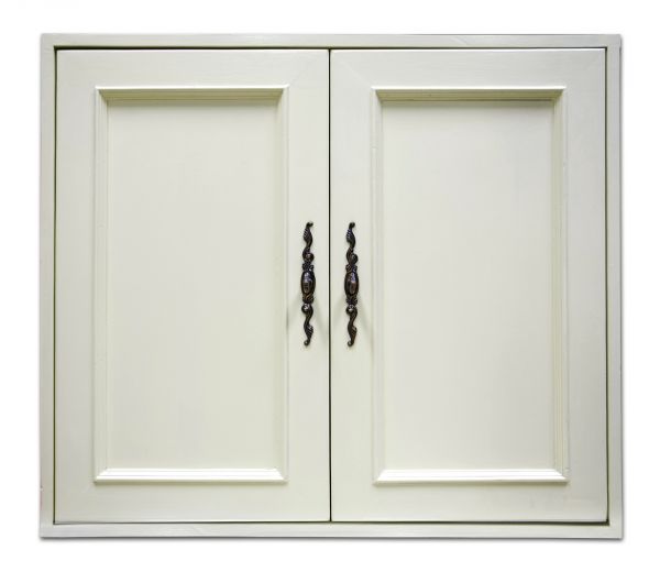 Cupboard Hardware Replacement in Denison