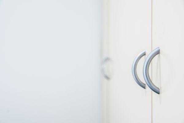 Cabinet Handle Replacement in Denison